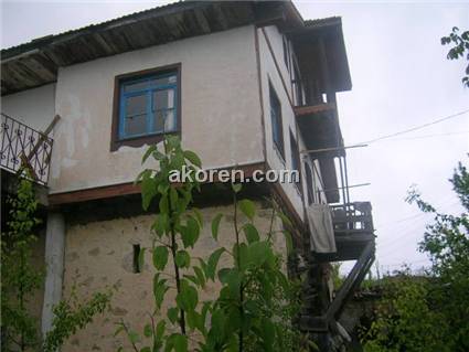 Yukarı Zorogil'in Evi (Yukarı Zoroğlu Gil, Tahirler, H&amp;#252;sn&amp;#252; Gil, Doruk Gil)