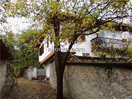 Sır&#231;alıgilin Evi