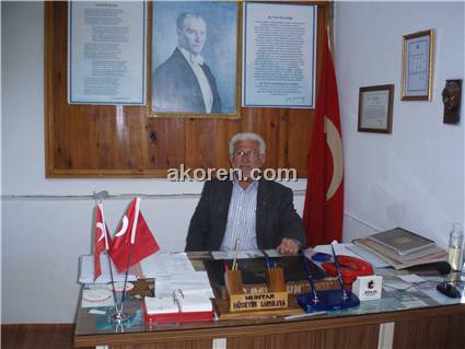 Ak&#246;ren K&#246;y&#252; Muhtarı